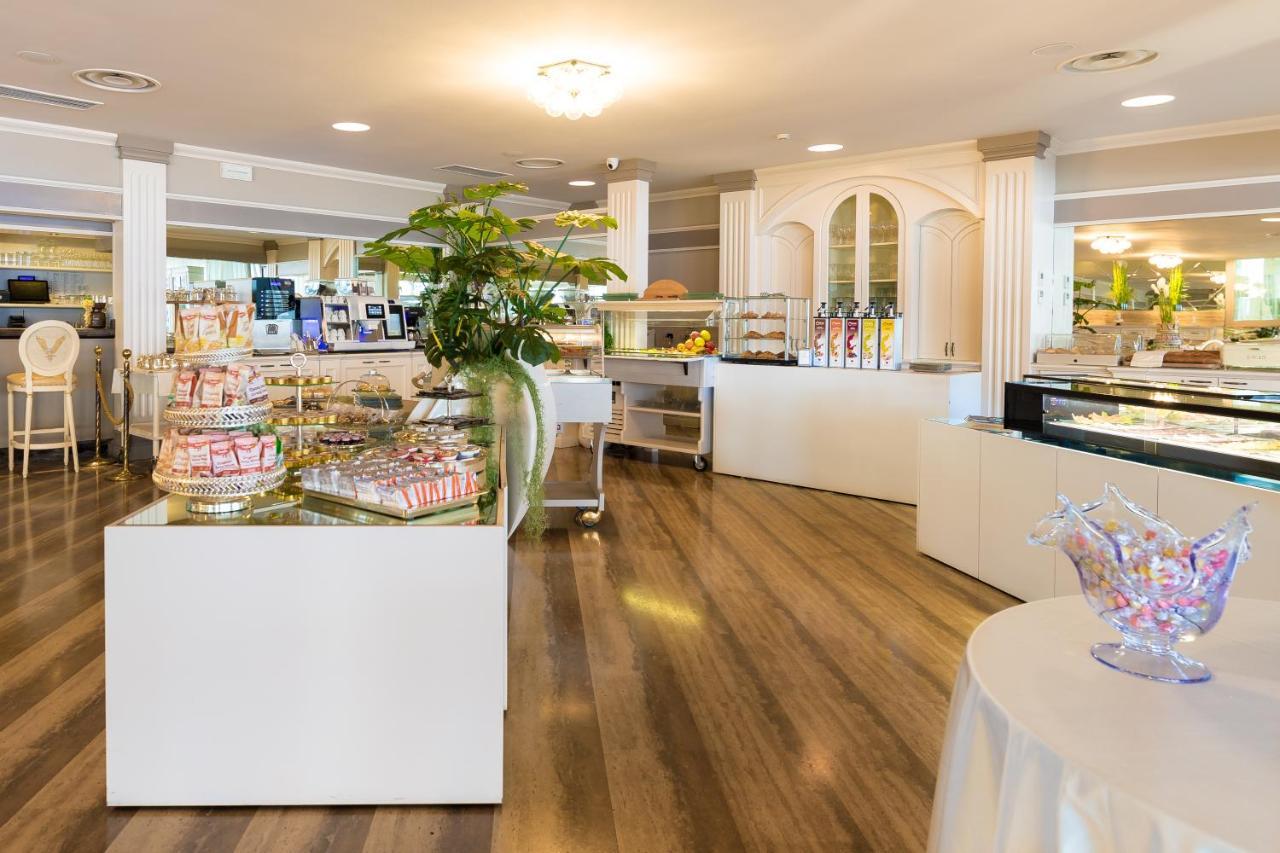 Hotel Aquila D'Oro Desenzano Desenzano del Garda Extérieur photo