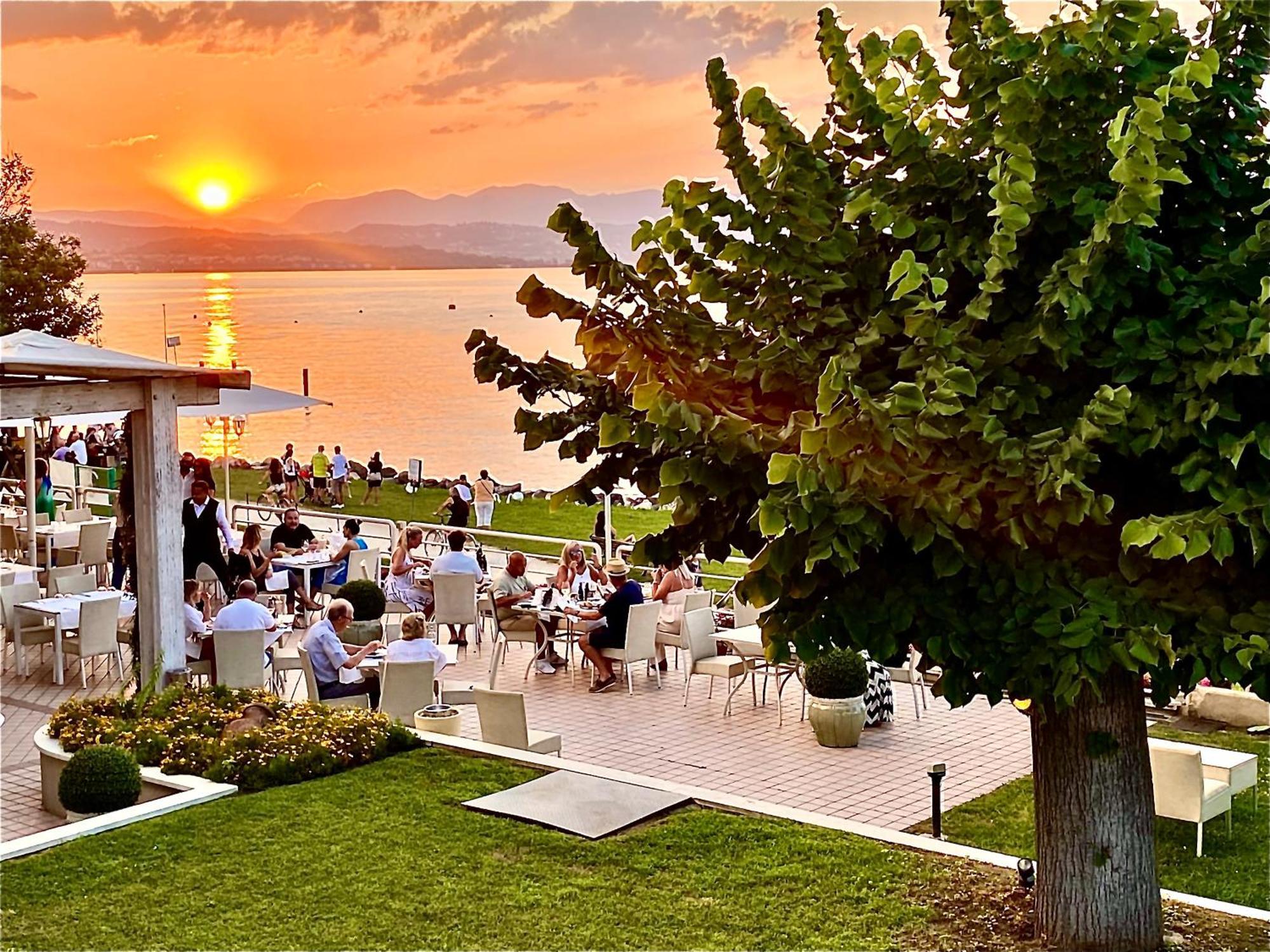 Hotel Aquila D'Oro Desenzano Desenzano del Garda Extérieur photo